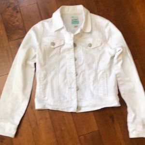 White denim jacket. Kids size LG